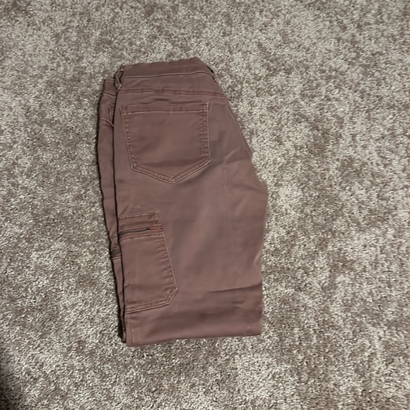 Skinny Jeans - Picture 3 of 4